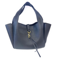 Bolso con Hebilla Metálica