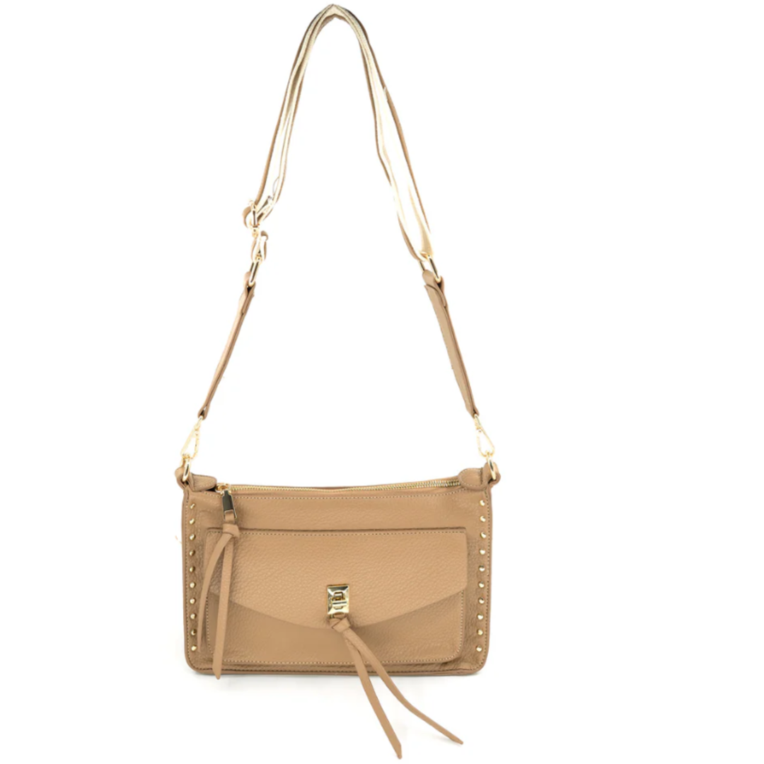 Cartera con Tachones Metalicos Doble Correa